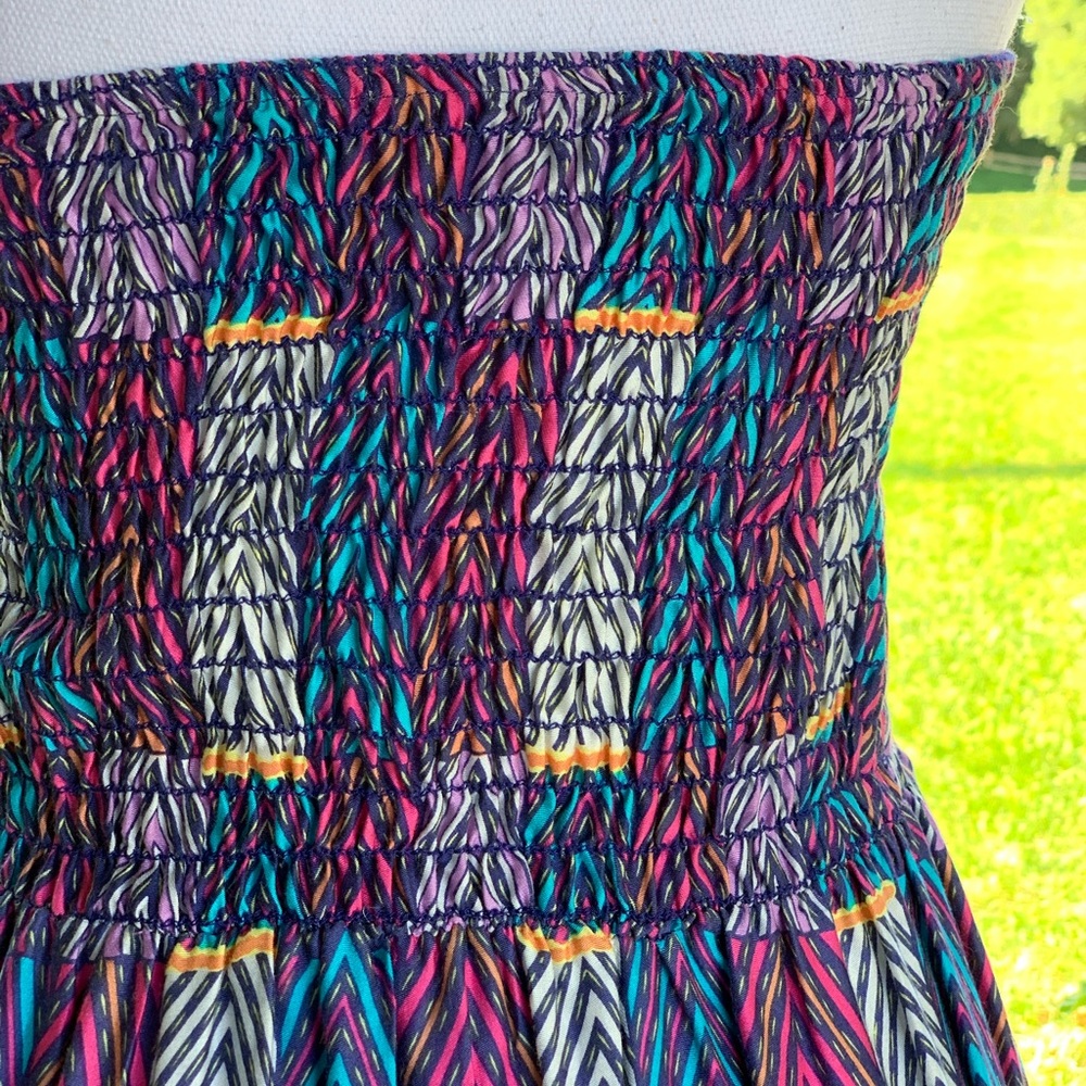 Dress - Picture 3 of 6